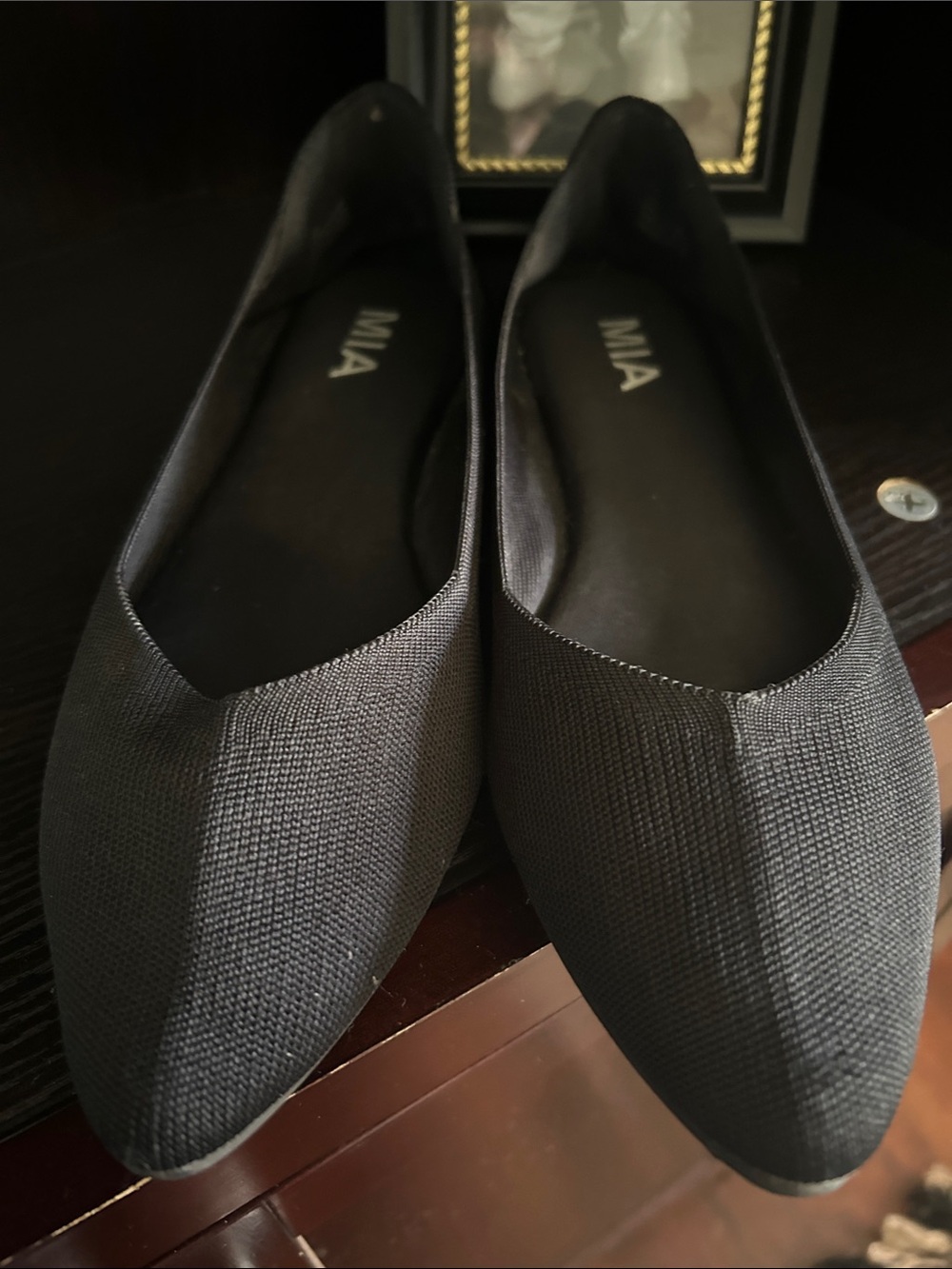 MIA Black Pointed-Toe Knit Ballet Flats 7.5